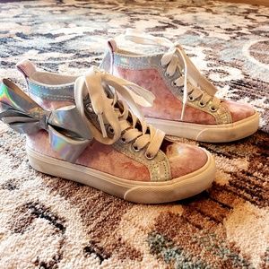 NWOT Jojo Siwa Hightops